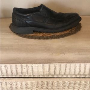 Size 9 dress shoes